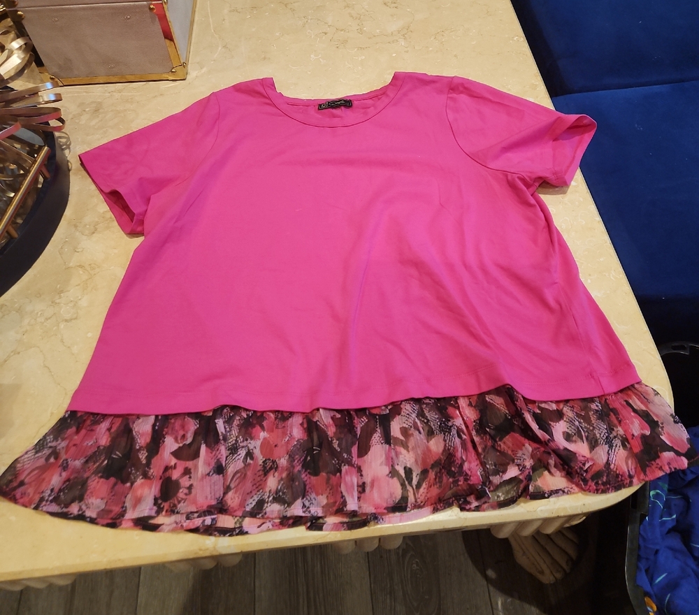 Diane Gilman Hot Pink Short Sleeve Tee with Floral Hem